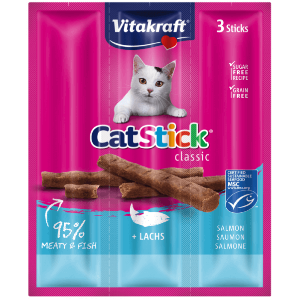 Recompensa pentru pisici Vitakraft Stick Somon 18g